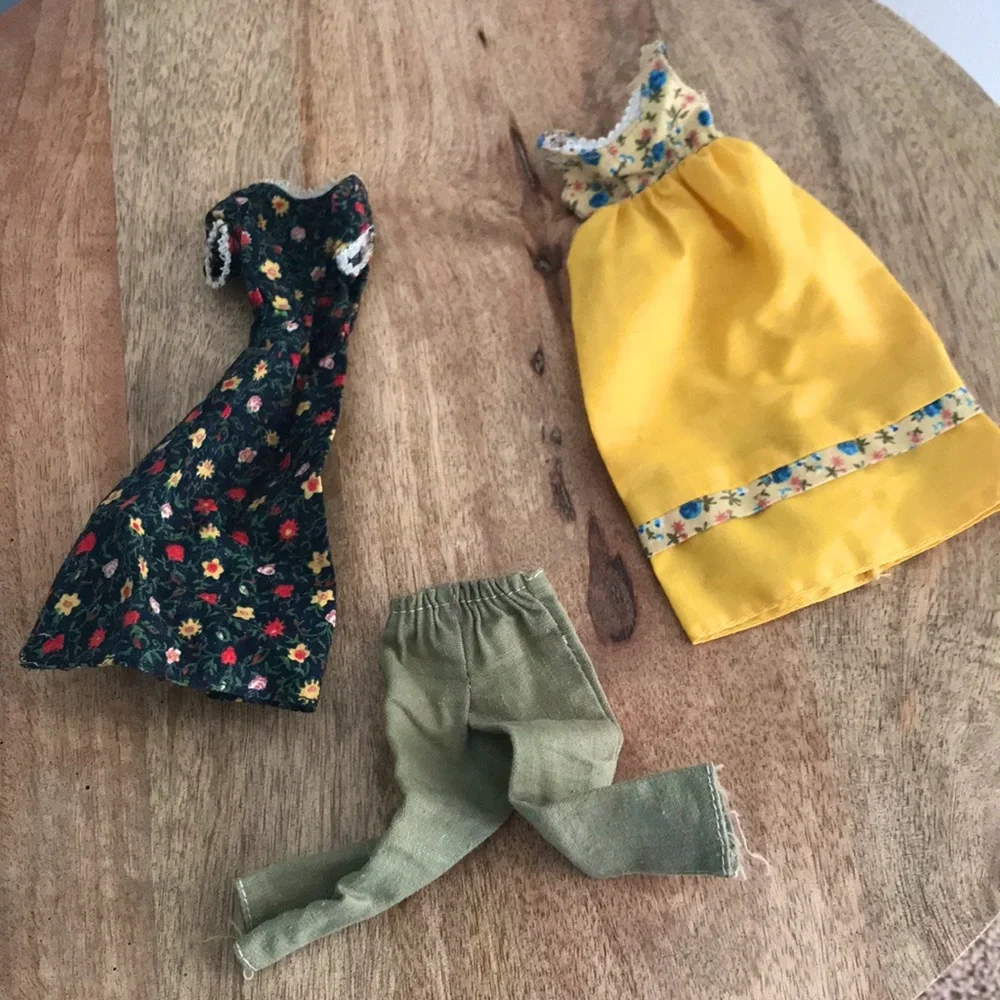 Sunshine family Barbie doll clothes vintage! Mattel - Picture 1 of 4